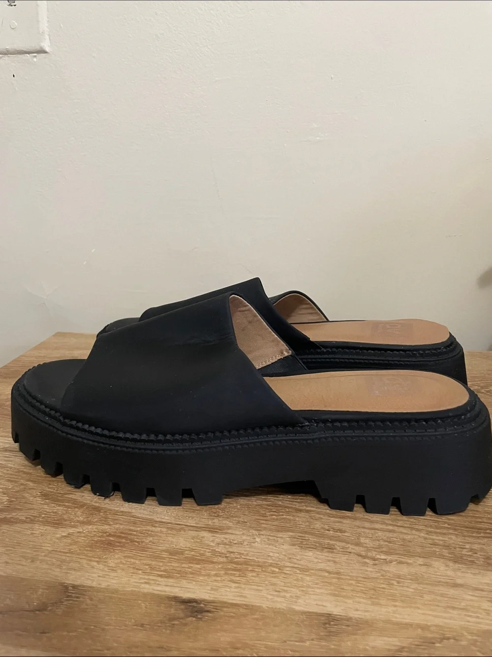 Dolce Vita Black Platform Slide Sandals